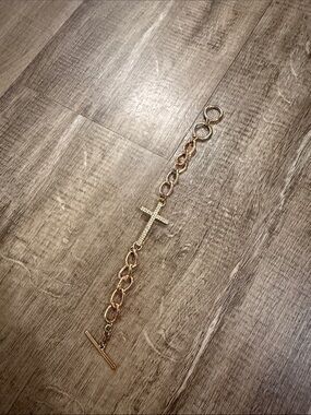 Gold Cross Link Toggle Bracelet - Women Accessories